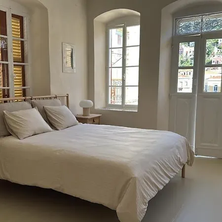 Aggelidi's House דירה *
